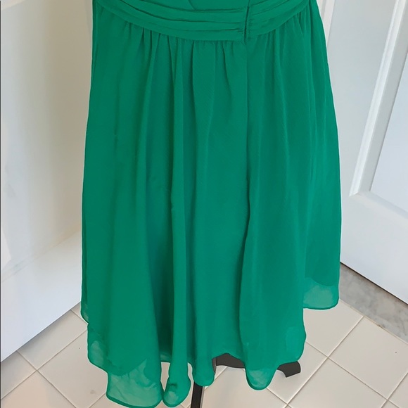 David’s bridal emerald size 6 short chiffon dress - Picture 4 of 8